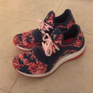 Excellent condition adidas pureboost sneakers